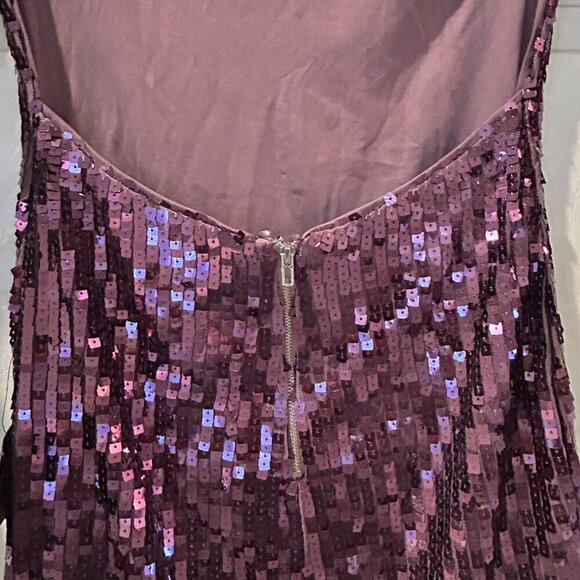 Lulu's NWT All Over Sequin BodyCon Mini Dress Backless V Neck Size Medium Party - Picture 13 of 16